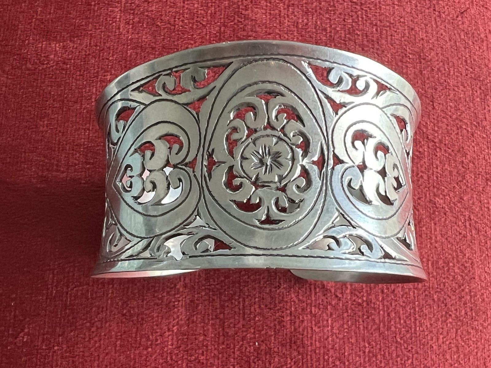 Berber_Armreifen_4 handgefertigter marokkanischer Silberarmreifen