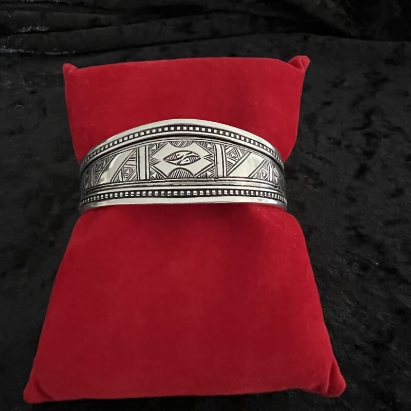 Berber_Armreifen:klassisch_2 handgefertigter marokkanischer Silberarmreifen