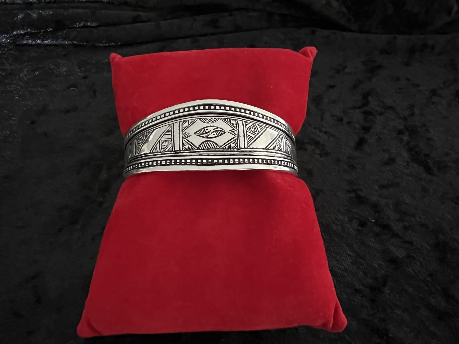 Berber_Armreifen:klassisch_2 handgefertigter marokkanischer Silberarmreifen