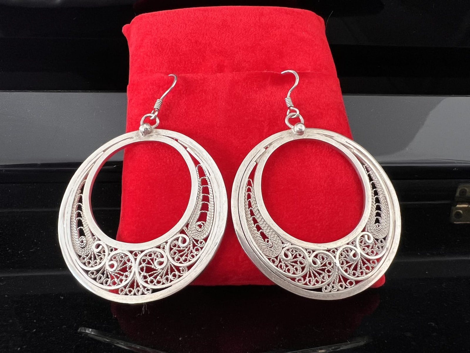 Ohrringe_Creolen_filigran_3 handgefertigte Silber Ohrringe Kreolen filigran aus Marokko