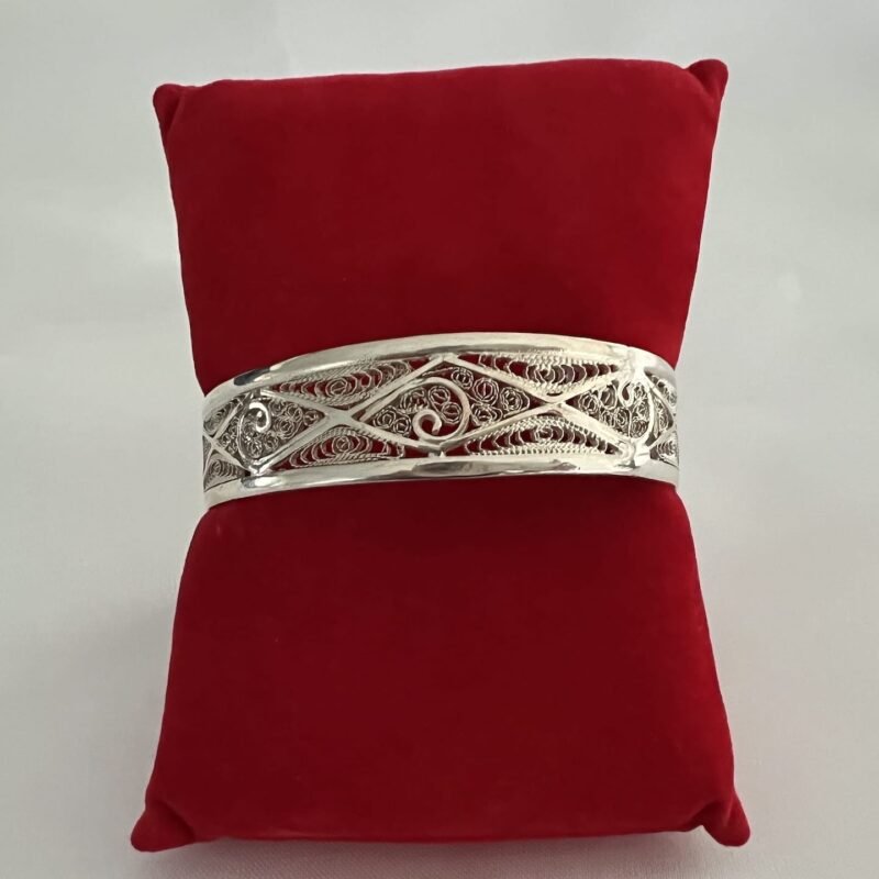 handgefertigter marokkanischer Silberarmreifen