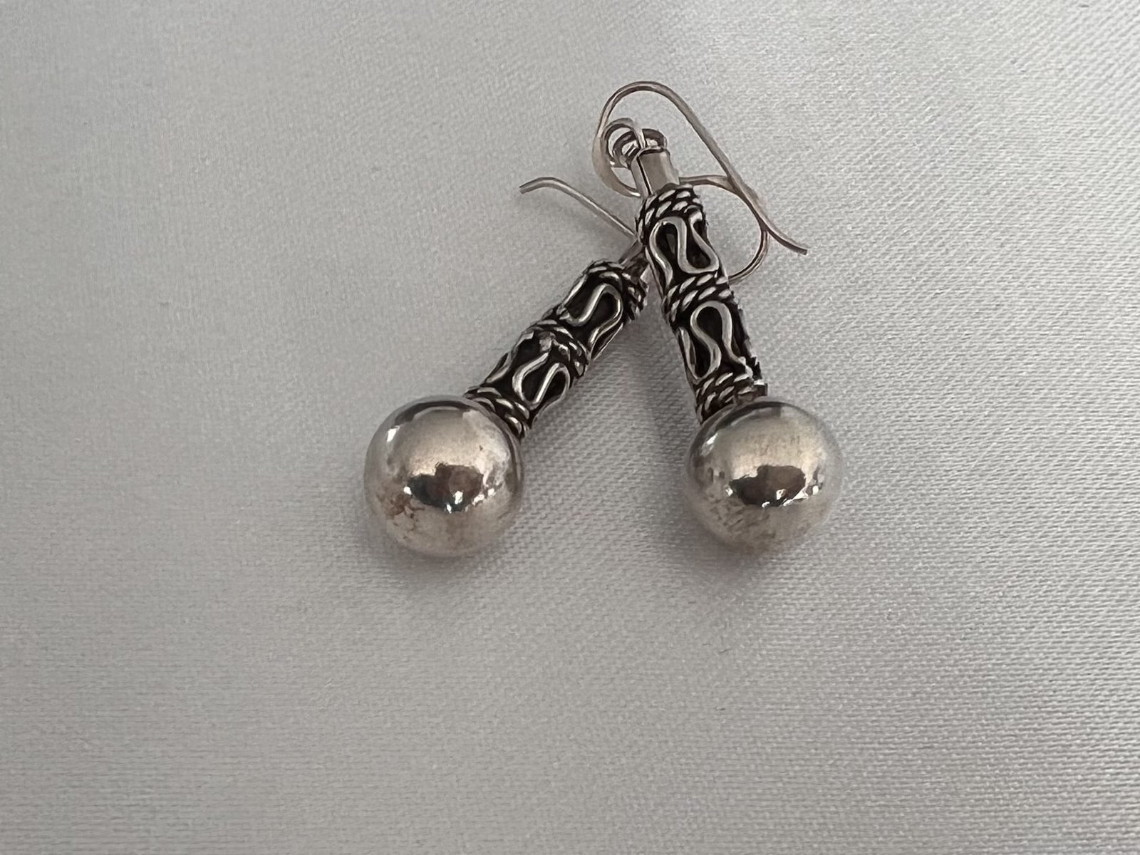 Silber_Ohrringe_Silber_Perle_bei_petit_Marrakech_05 handgefertigter Silber Schmuck aus Marokko