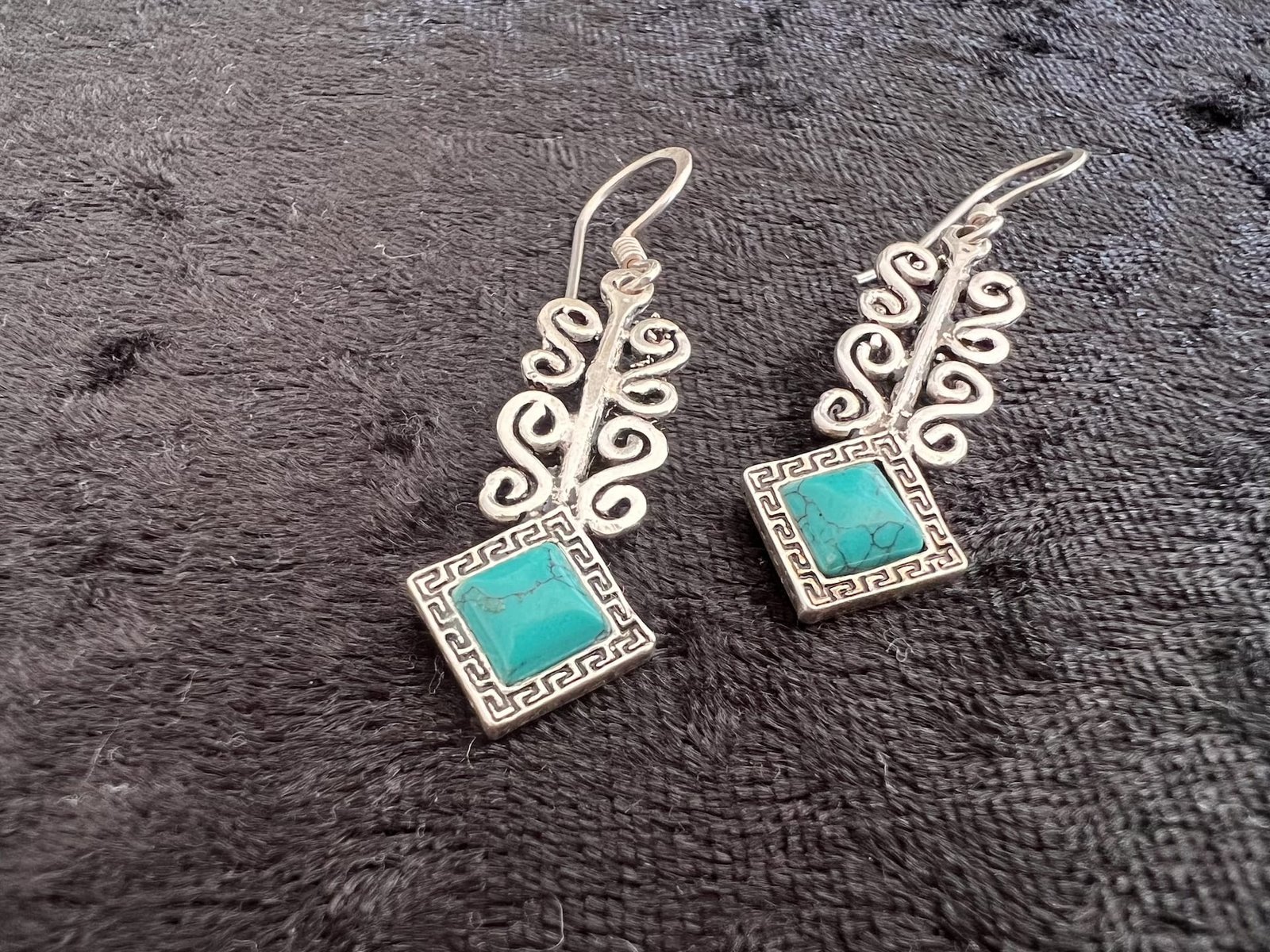Silber_Ohrringe_Türkis_modern_bei_petit_Marrakech_02 handgefertigter Silber Schmuck aus Marokko