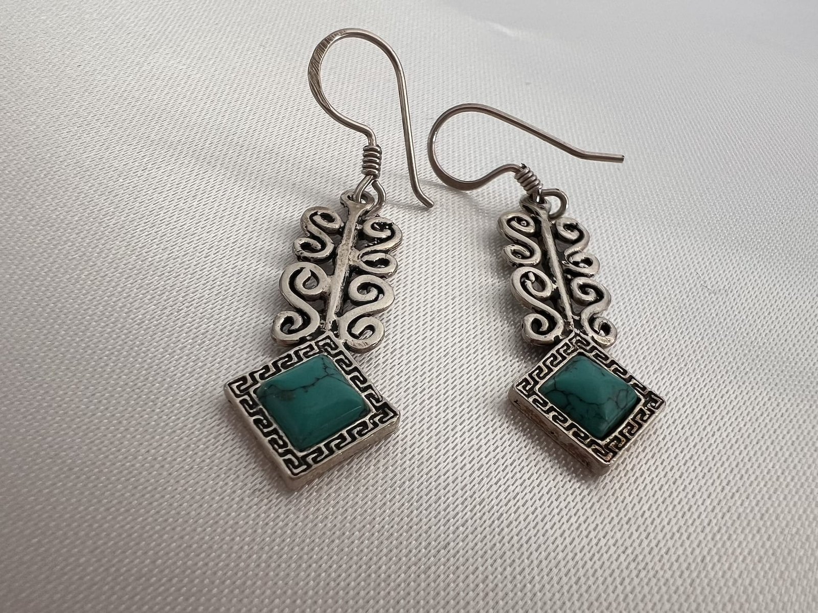 Silber_Ohrringe_Türkis_modern_bei_petit_Marrakech_03 handgefertigter Silber Schmuck aus Marokko