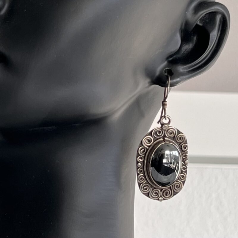 Ohrringe_Berber_Hämatid_bei_petit_Marrakech_02 handgefertigter Silber Schmuck aus Marokko