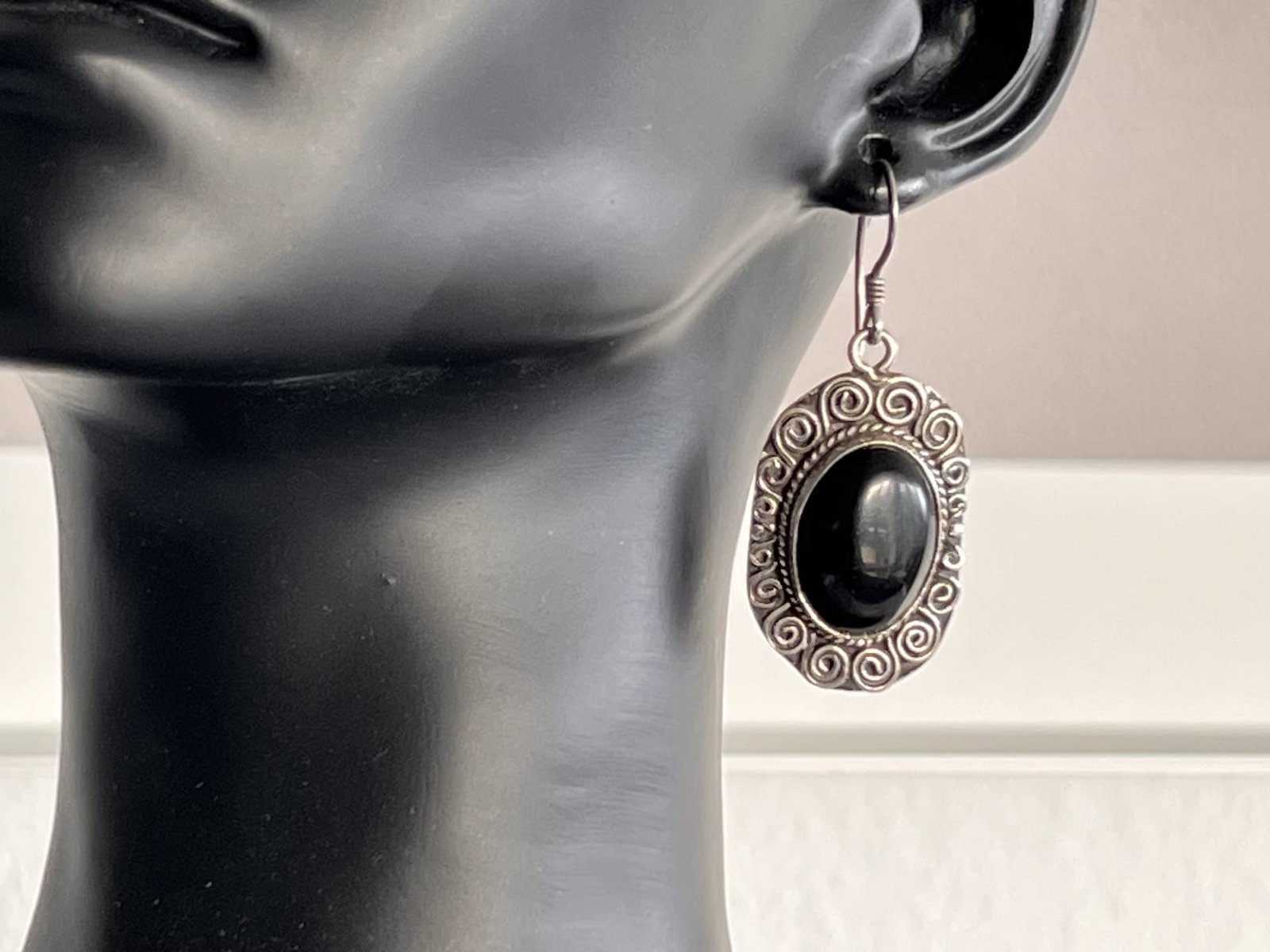 Ohrringe_Berber_Onyx_bei_petit_Marrakech_01 handgefertigter Silber Schmuck aus Marokko