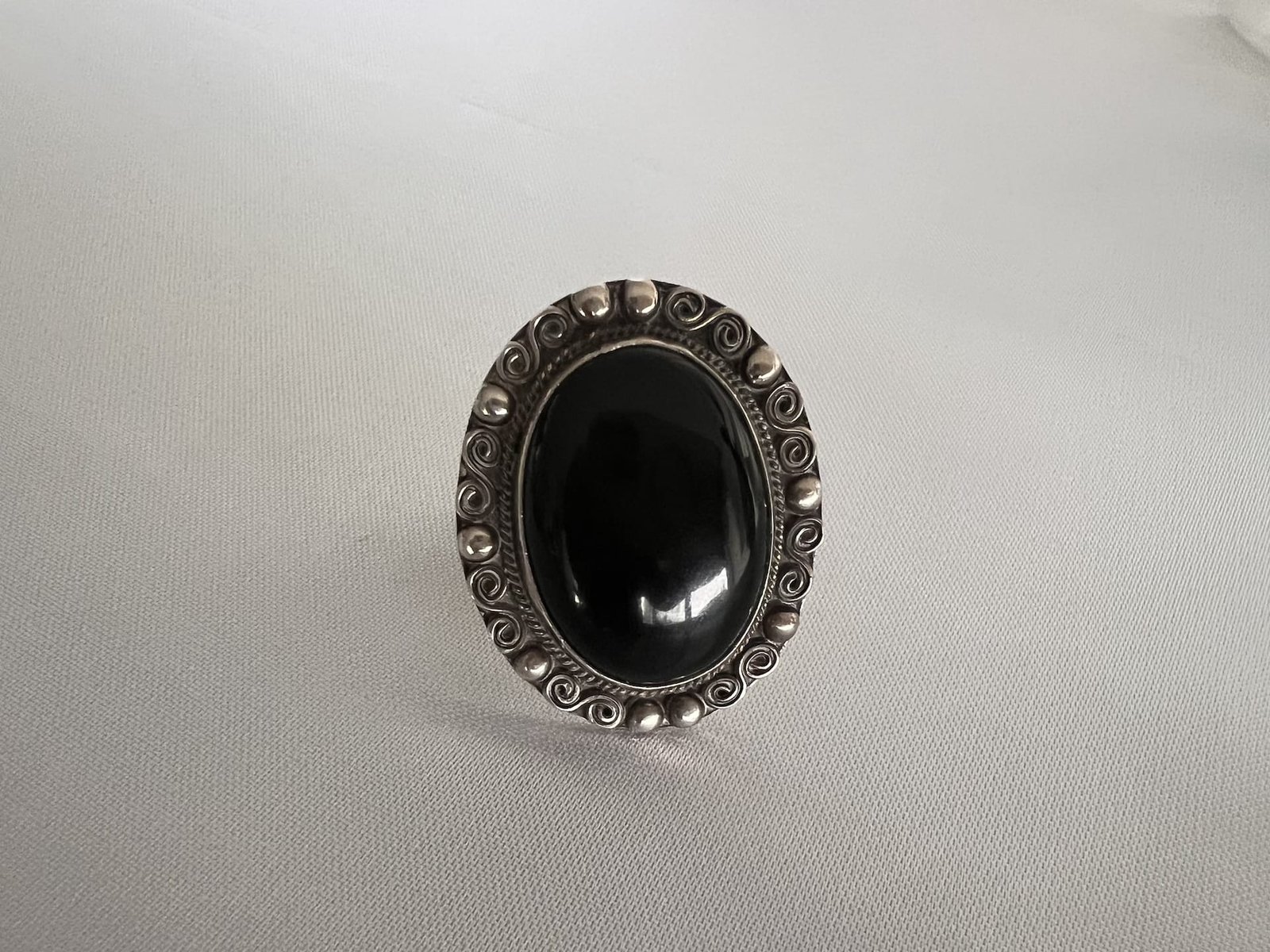 Ring_Berber_Onyx_bei_petit_Marrakech_02 handgefertigter Silber Schmuck aus Marokko