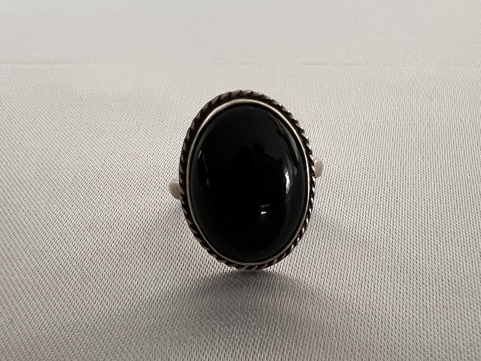 Ring_Berber_Onyx_klassisch_bei_petit_Marrakech_03 handgefertigter Silber Schmuck aus Marokko