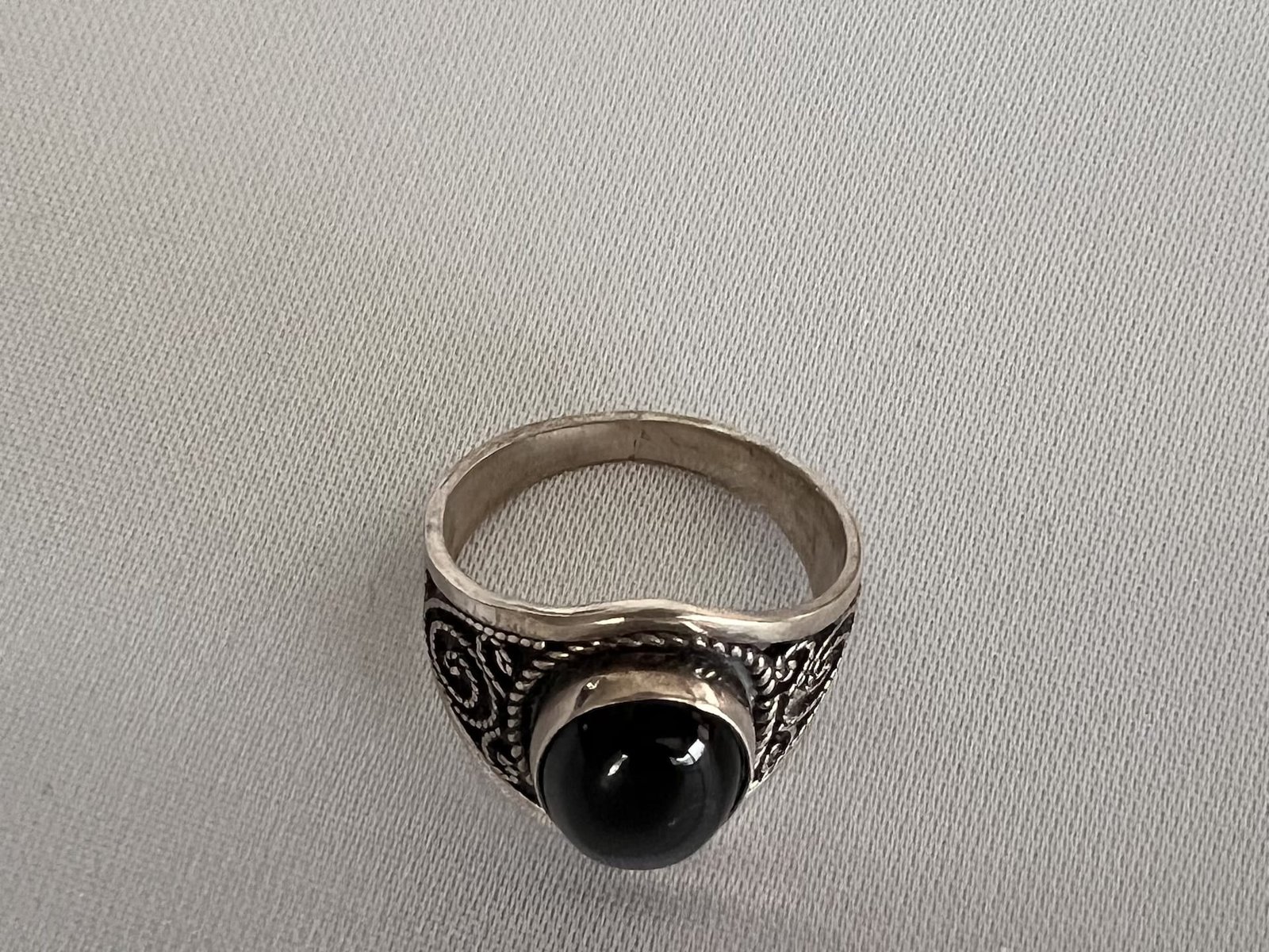 Ring_Onyx_Tuareg_bei_petit_Marrakech_02 handgefertigter Silber Schmuck aus Marokko
