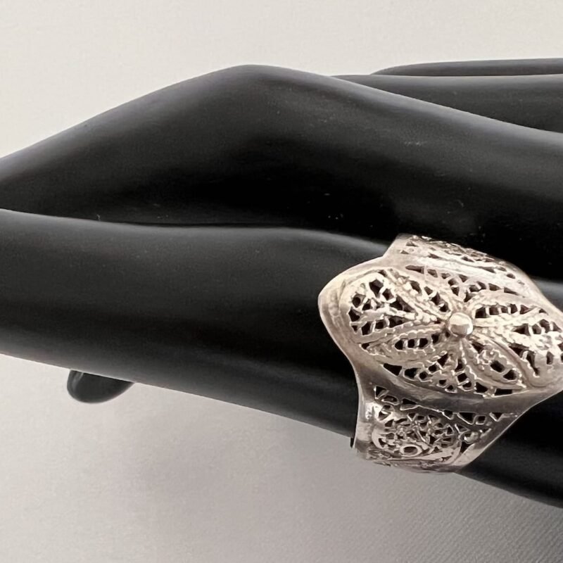 handgefertigter Silber Schmuck aus Marokko