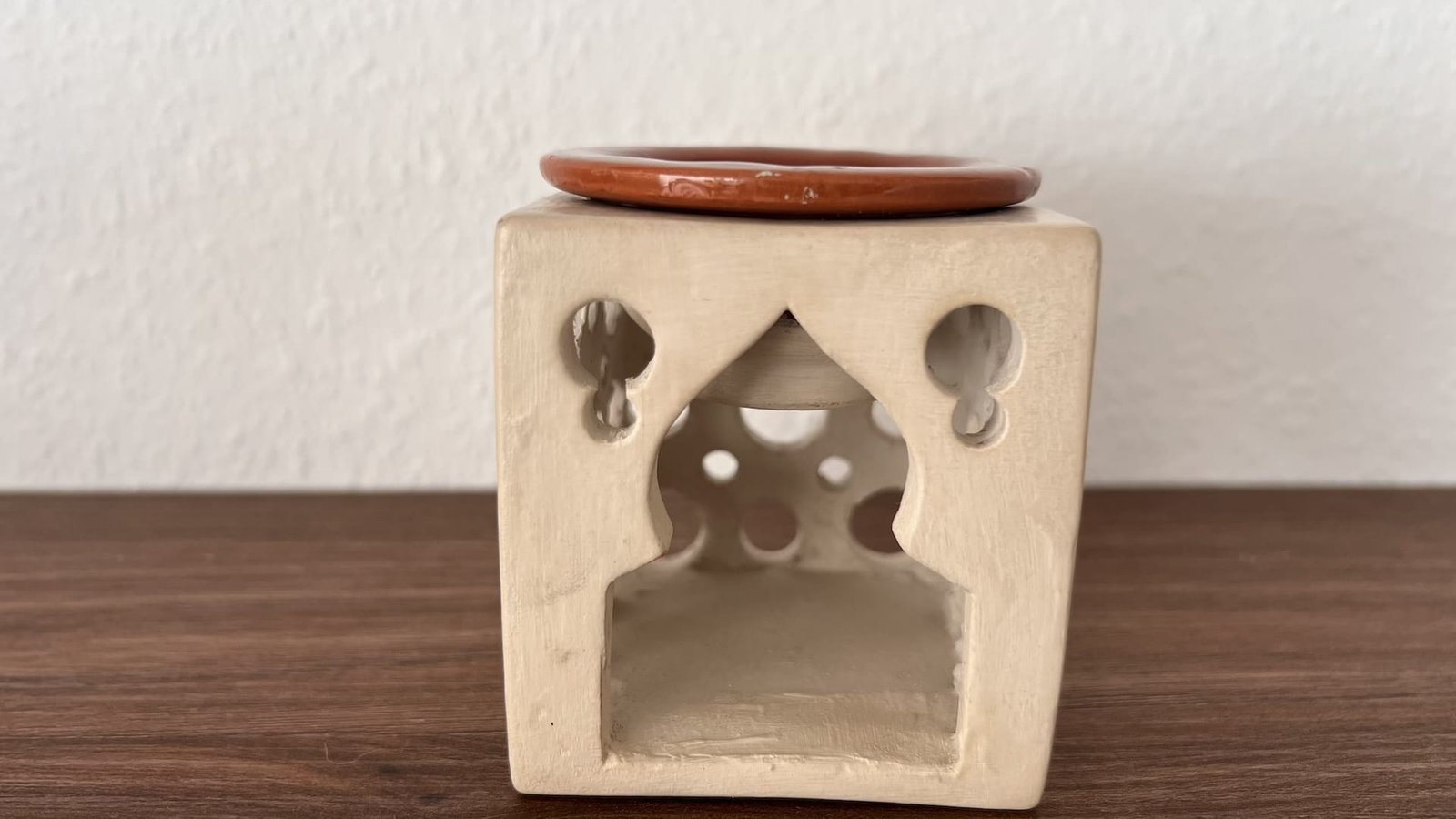 Duftlampe_rund_10_bei_petit_Marrakech Duftlampe Löcher – Bild 5